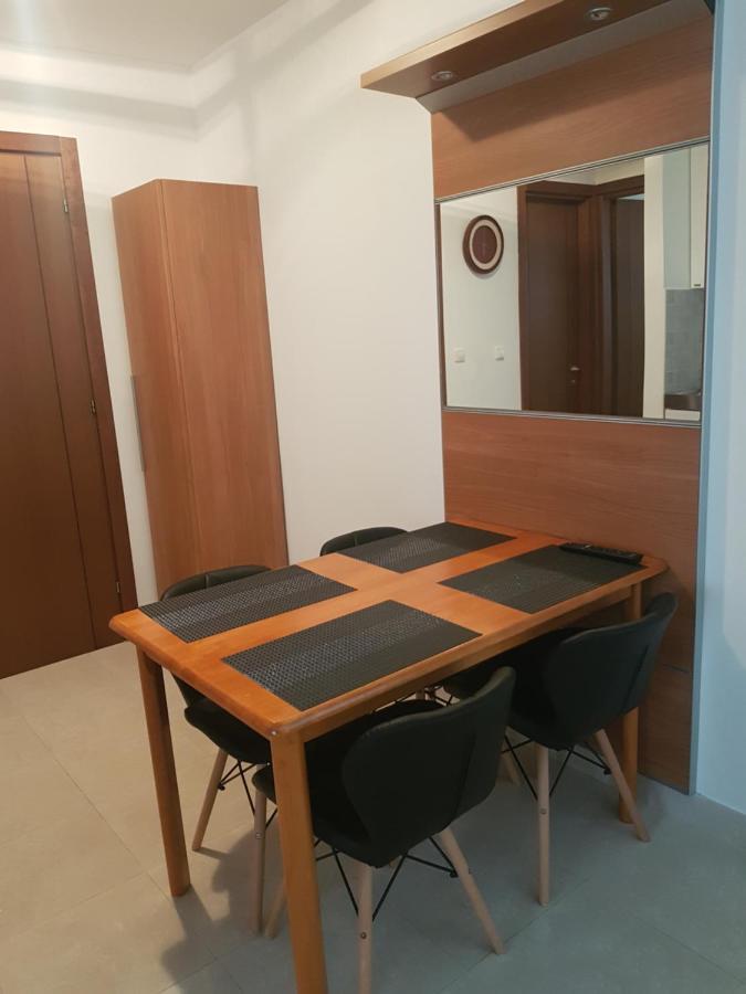 Apartment Lea Slatine Buitenkant foto